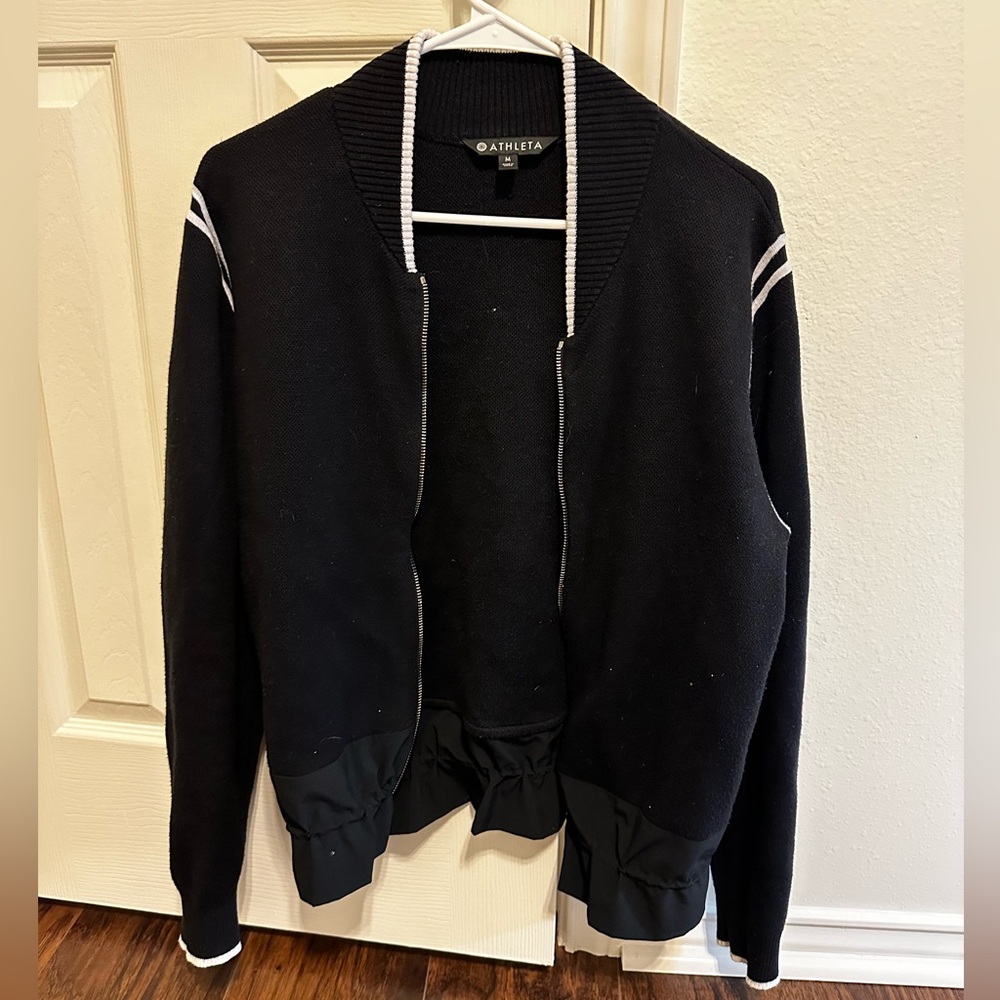 Athleta sweater M